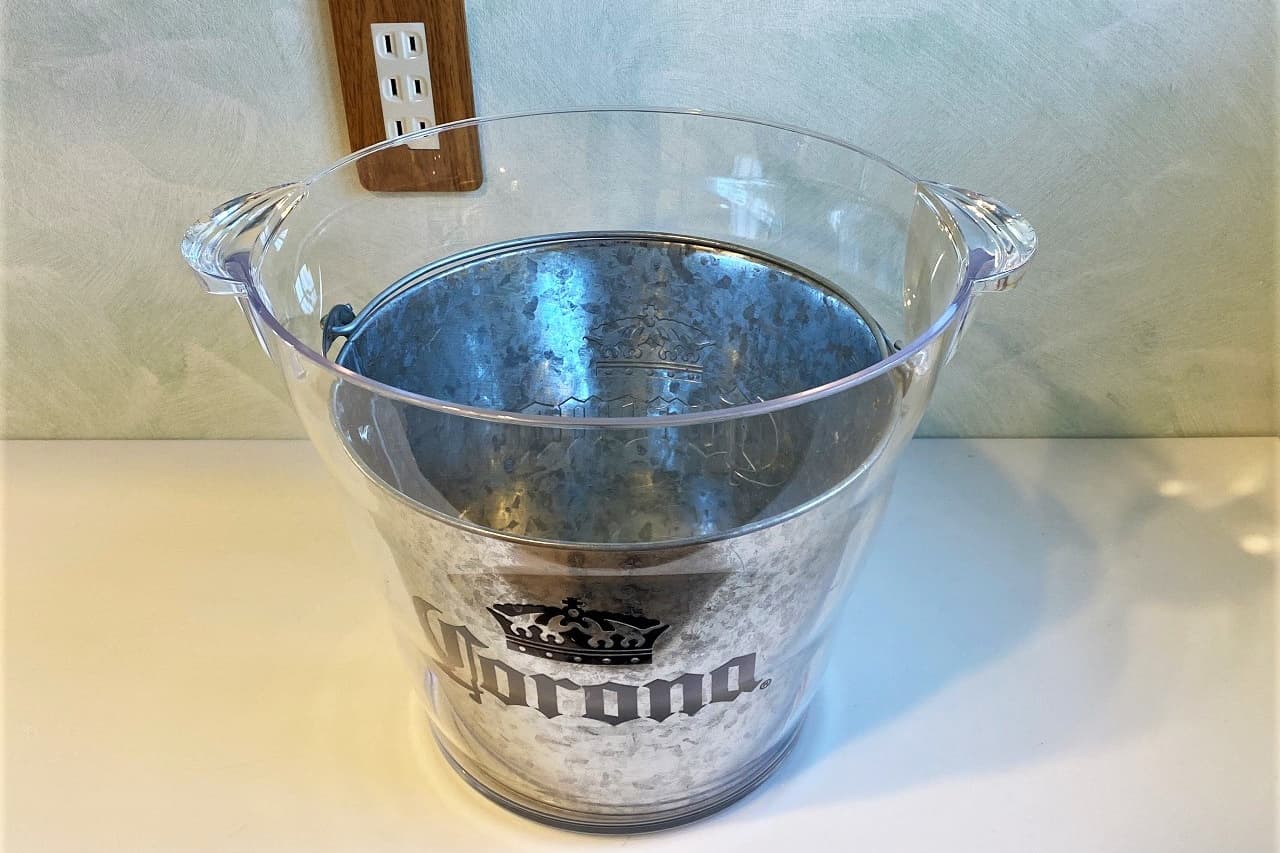 池尻セレクトハウスにあるワインクーラー