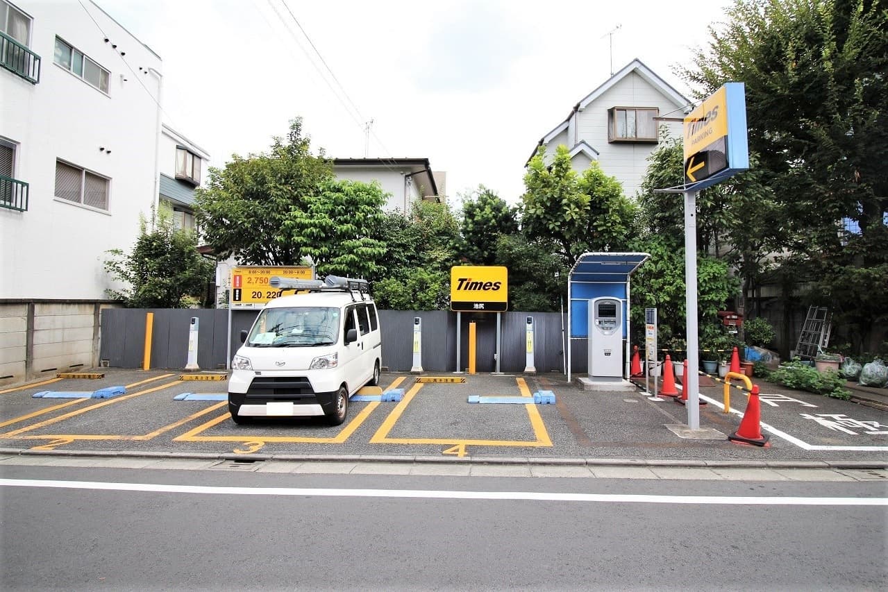 池尻セレクトハウス,コインパーキング