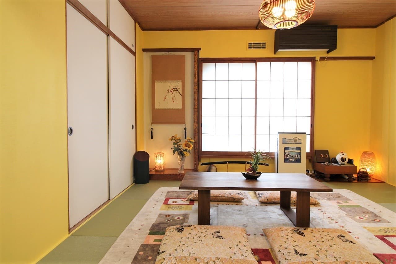 和室のテーブル&座布団の紹介