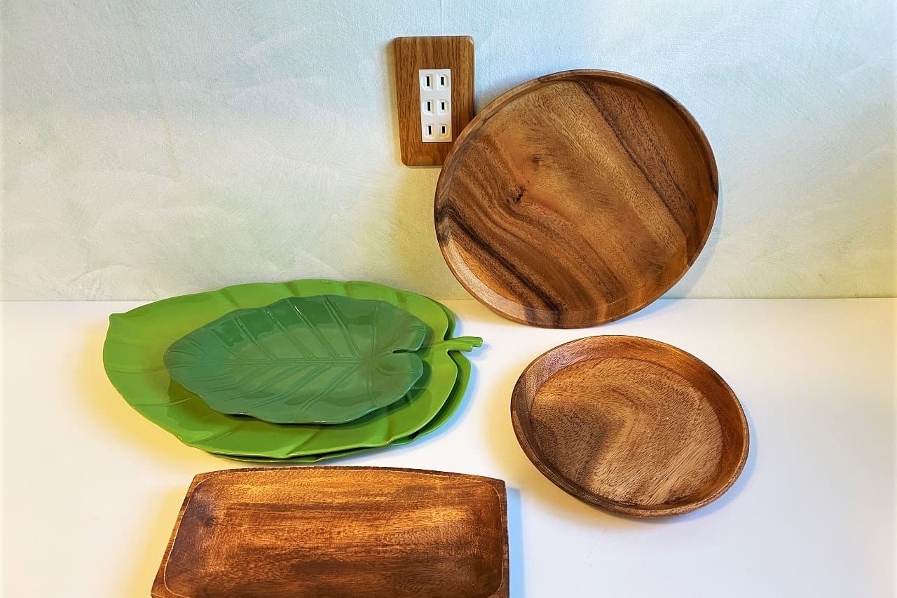 盛り付け皿の写真